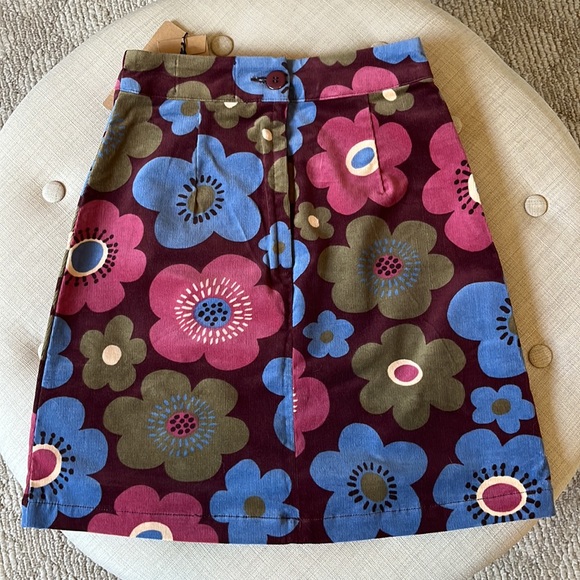 ModCloth Corduroy Skirt with floral print 🌼 - Picture 3 of 6